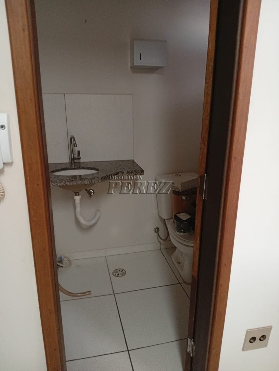 Sala Comercial à locação no Centro de Londrina - 3 Pavimentos em Localização Privilegiada! - Foto 6