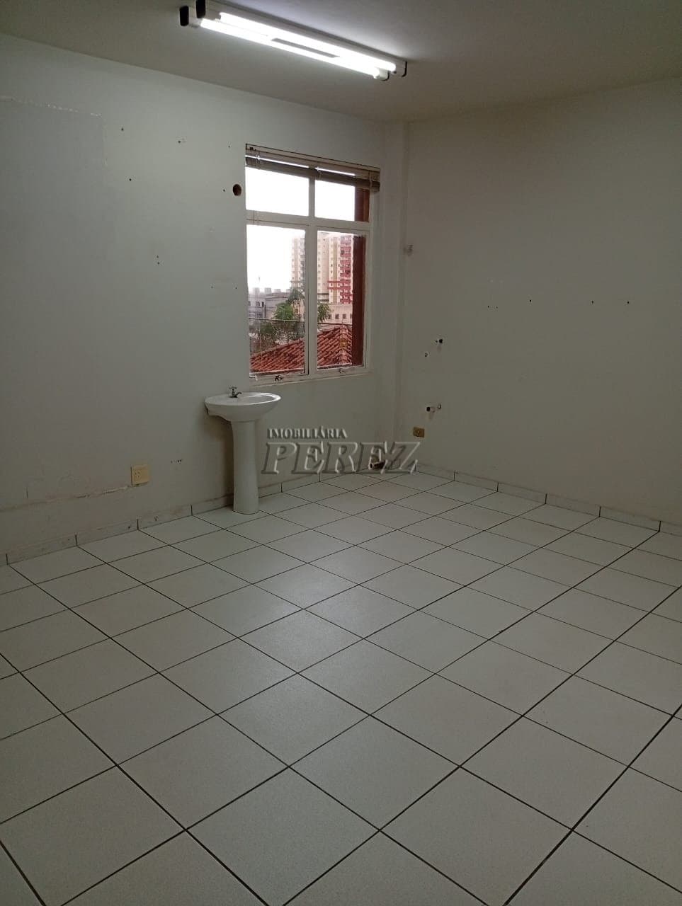 Sala Comercial à locação no Centro de Londrina - 3 Pavimentos em Localização Privilegiada! - Foto 5