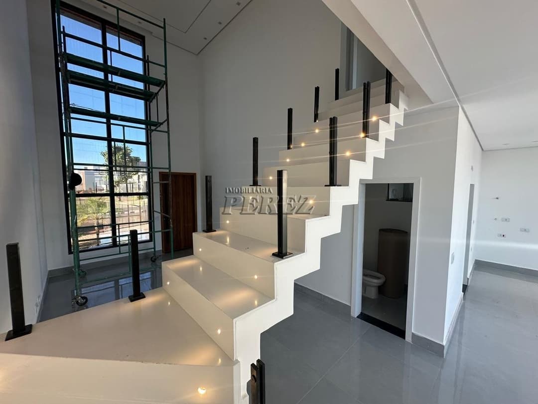 Sobrado à venda de Alto Padrão com 3 Suítes, Piscina e Espaço Gourmet em Londrina! - Foto 11