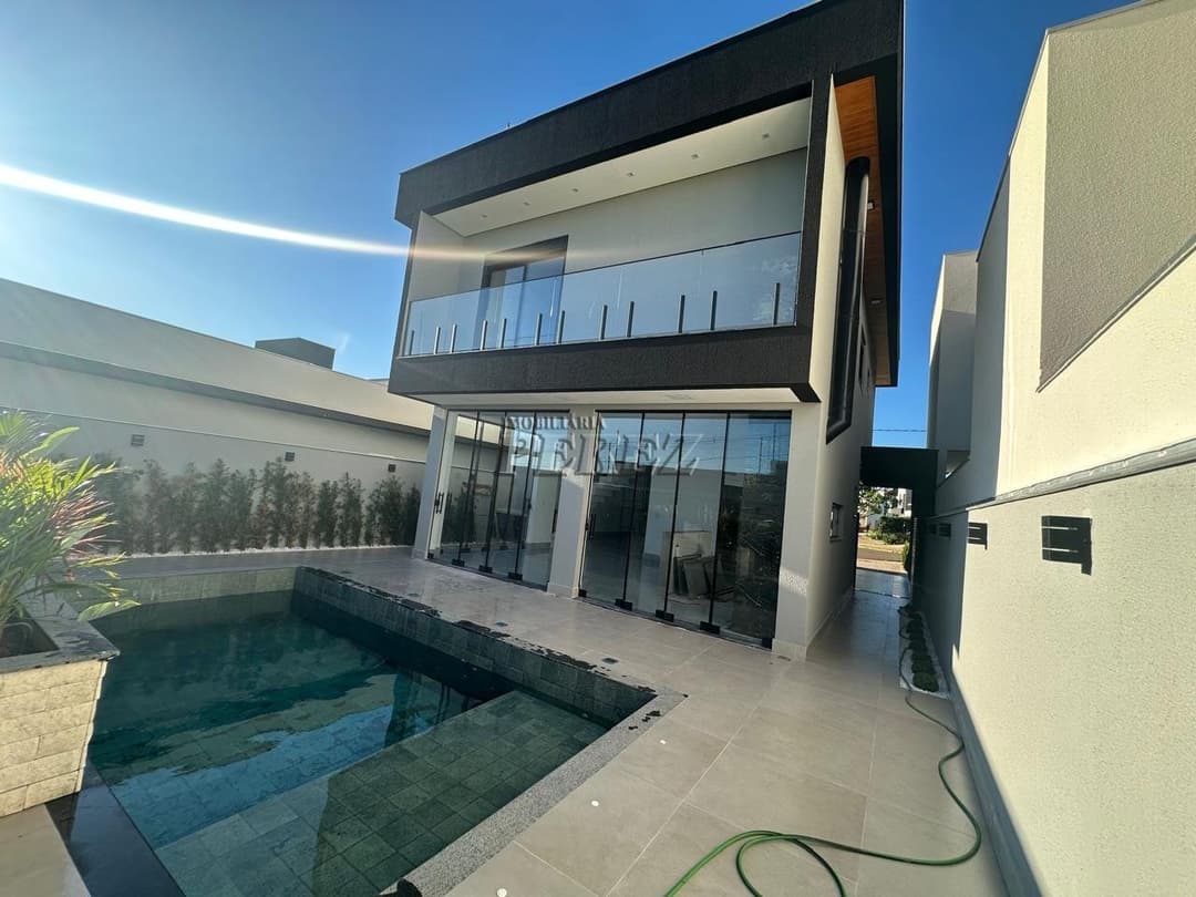 Sobrado à venda de Alto Padrão com 3 Suítes, Piscina e Espaço Gourmet em Londrina! - Foto 16