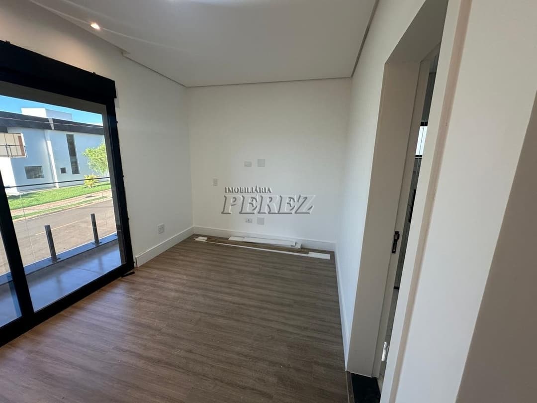 Sobrado à venda de Alto Padrão com 3 Suítes, Piscina e Espaço Gourmet em Londrina! - Foto 4