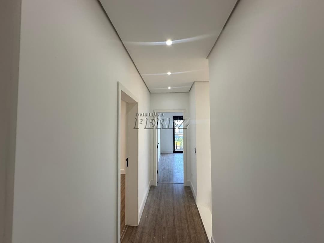 Sobrado à venda de Alto Padrão com 3 Suítes, Piscina e Espaço Gourmet em Londrina! - Foto 5