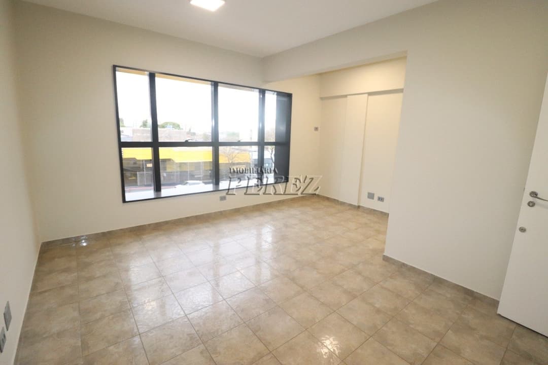 Sala para alugar no Edifício Comercial Perez, no coração do centro de Londrina - Foto 7