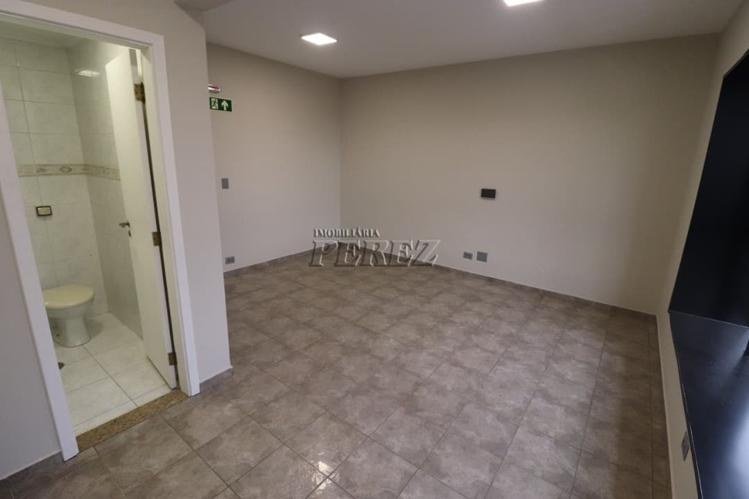 Sala para alugar no Edifício Comercial Perez, no coração do centro de Londrina - Foto 8