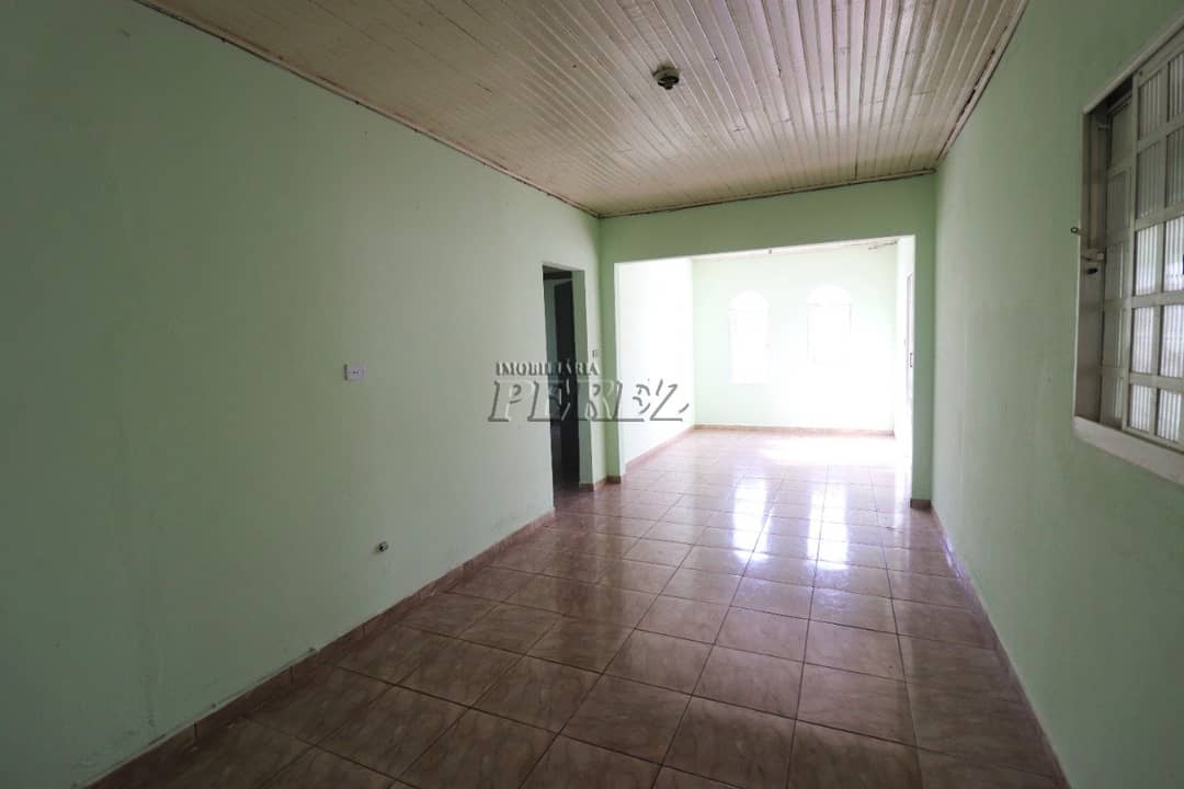 Casa à Venda - Ampla, Funcional e com Edícula Completa em Londrina - Foto 1