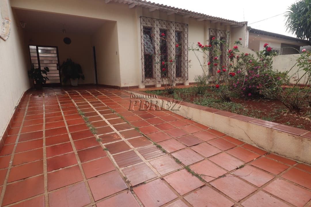 Casa para alugar no Guanabara, região sul de Londrina - Foto 1