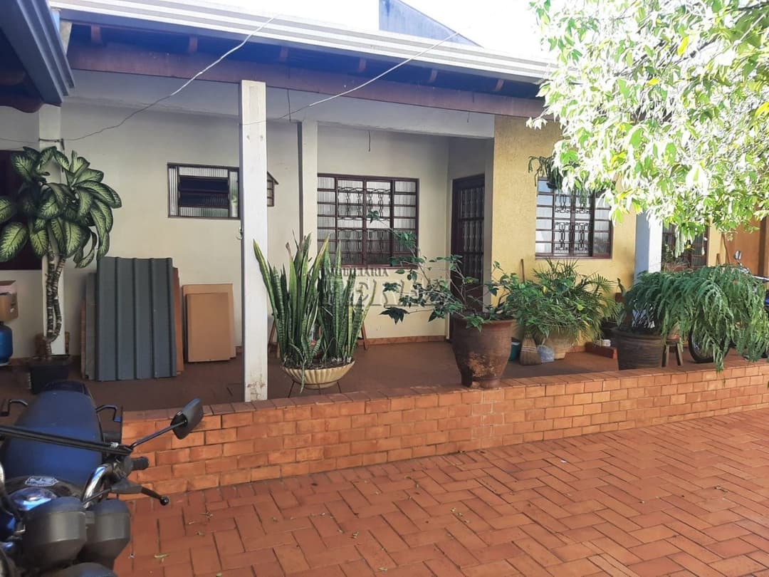 Sobrado à venda. Residencial e Comercial - Espaço, versatilidade e ótima localização em Londrina! - Foto 17