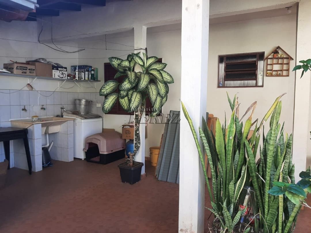 Sobrado à venda. Residencial e Comercial - Espaço, versatilidade e ótima localização em Londrina! - Foto 16