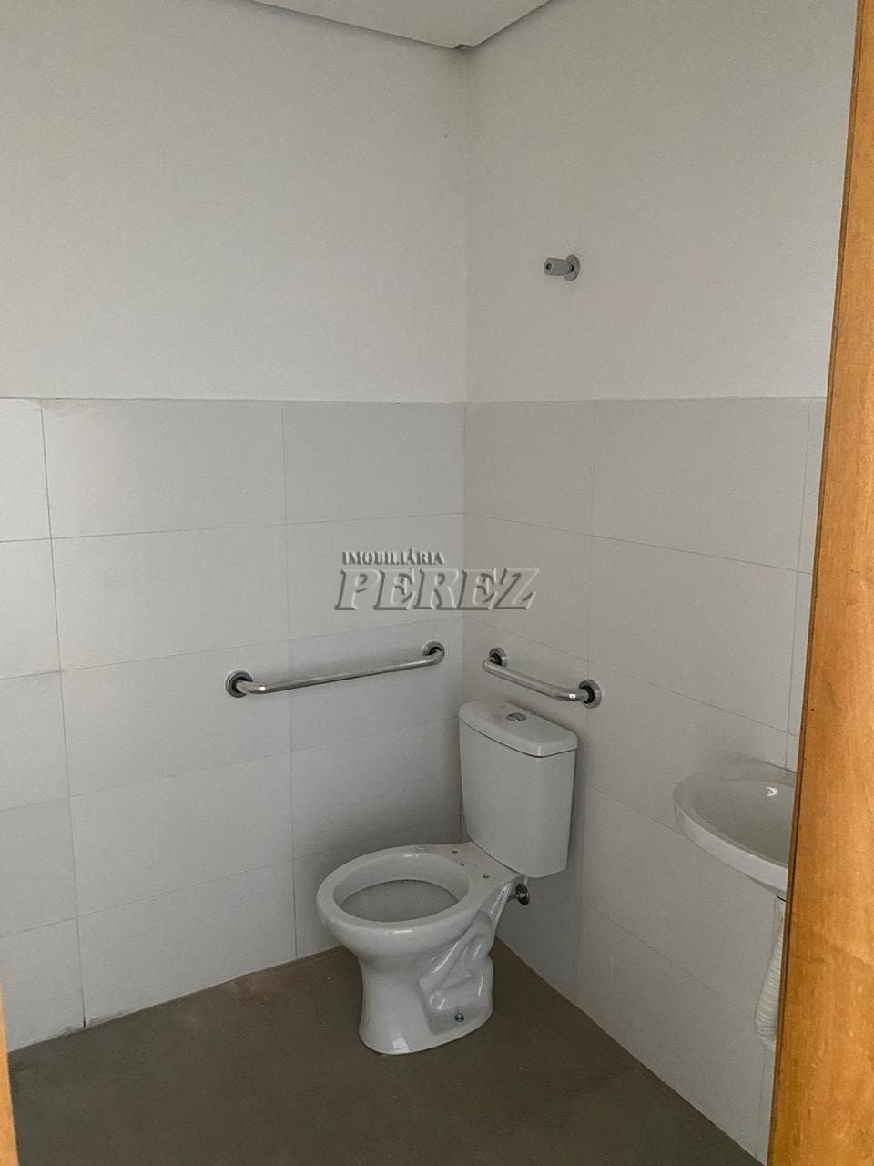 Loja comercial para alugar na Av Angelina Ricci Vezozzo na região norte de Londrina - Foto 3