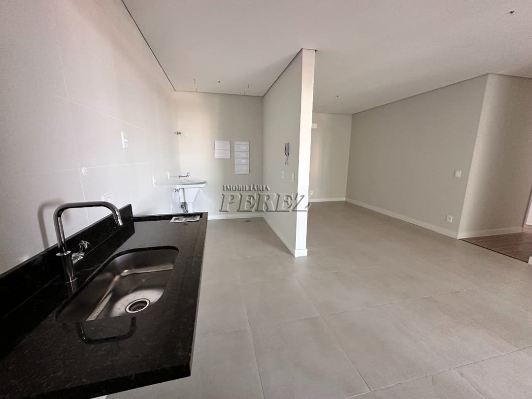 Apartamento de três quartos para alugar no centro de Londrina - Foto 5
