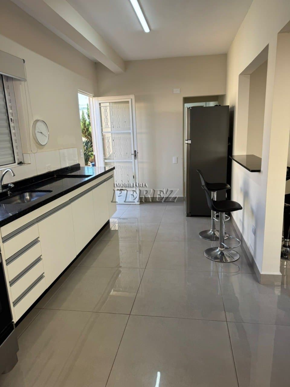 Casa à venda de esquina à venda em Londrina! - Foto 6