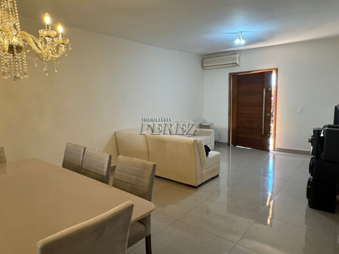 Casa à venda de esquina à venda em Londrina! - Foto 2