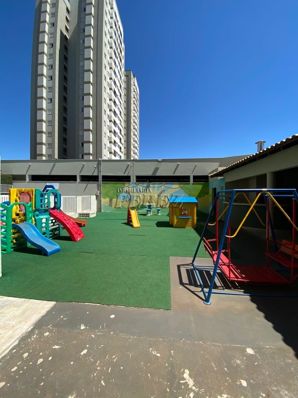 Apartamento à Venda no Edifício Bella Fonte - 3 Dormitórios com 1 Suíte e 2 Vagas de Garagem! - Foto 18