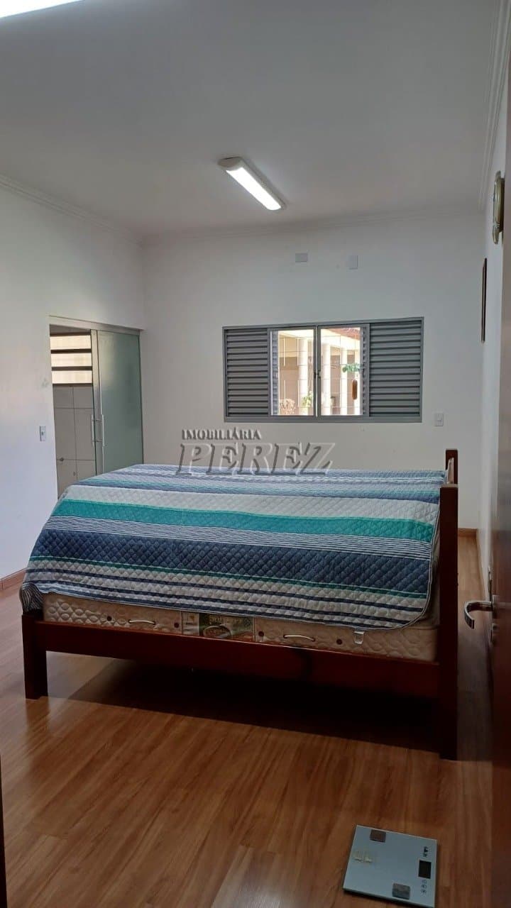 Casa à venda com 3 Dormitórios e 2 Suítes à Venda na Zona Sul de Londrina - Foto 6