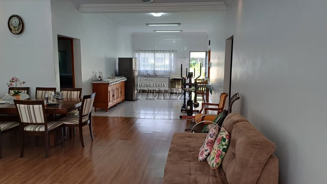Casa à venda com 3 Dormitórios e 2 Suítes à Venda na Zona Sul de Londrina - Foto 4