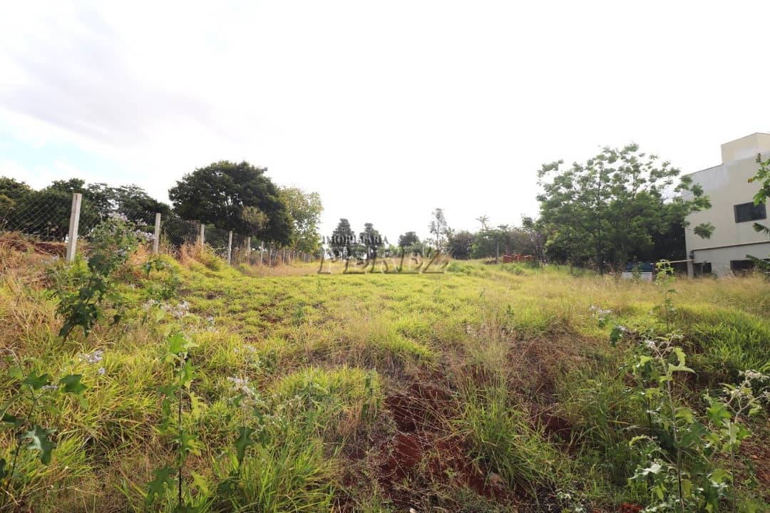 Chácara à venda de 2.500m² com Casa de 3 Dormitórios no Itaúna - Londrina - Foto 1