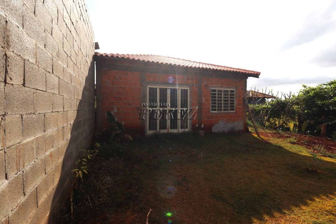 Chácara à venda de 2.500m² com Casa de 3 Dormitórios no Itaúna - Londrina - Foto 11