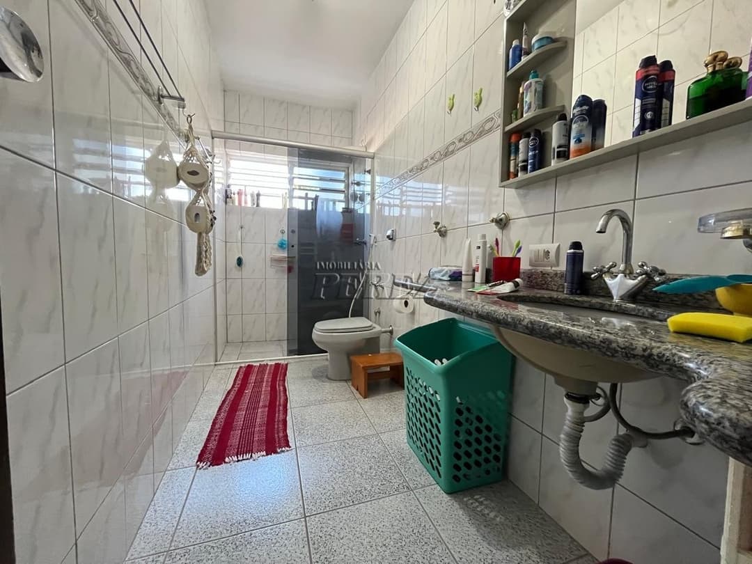 Casa à venda, ampla na Zona Leste de Londrina - 3 dormitórios, suíte e 330m² de área privativa - Foto 8