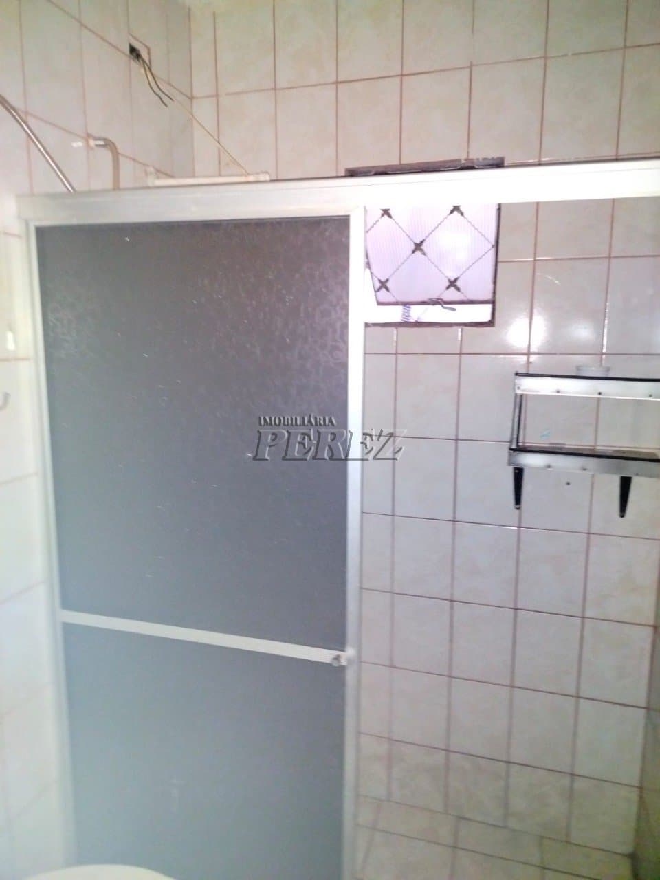 Casa à venda com Dois imóveis - 2 Dormitórios na Frente e 2 nos Fundos com Churrasqueira - Foto 3
