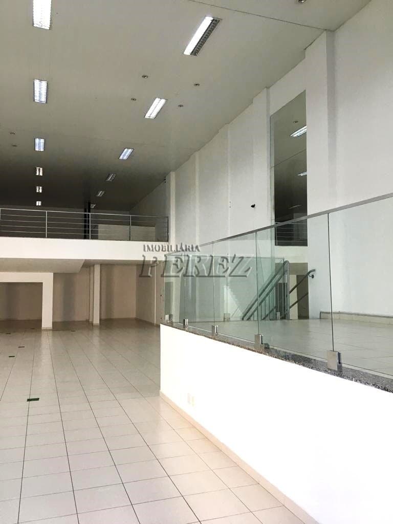 Imóvel comercial para alugar na Av. Maringá em Londrina. - Foto 13