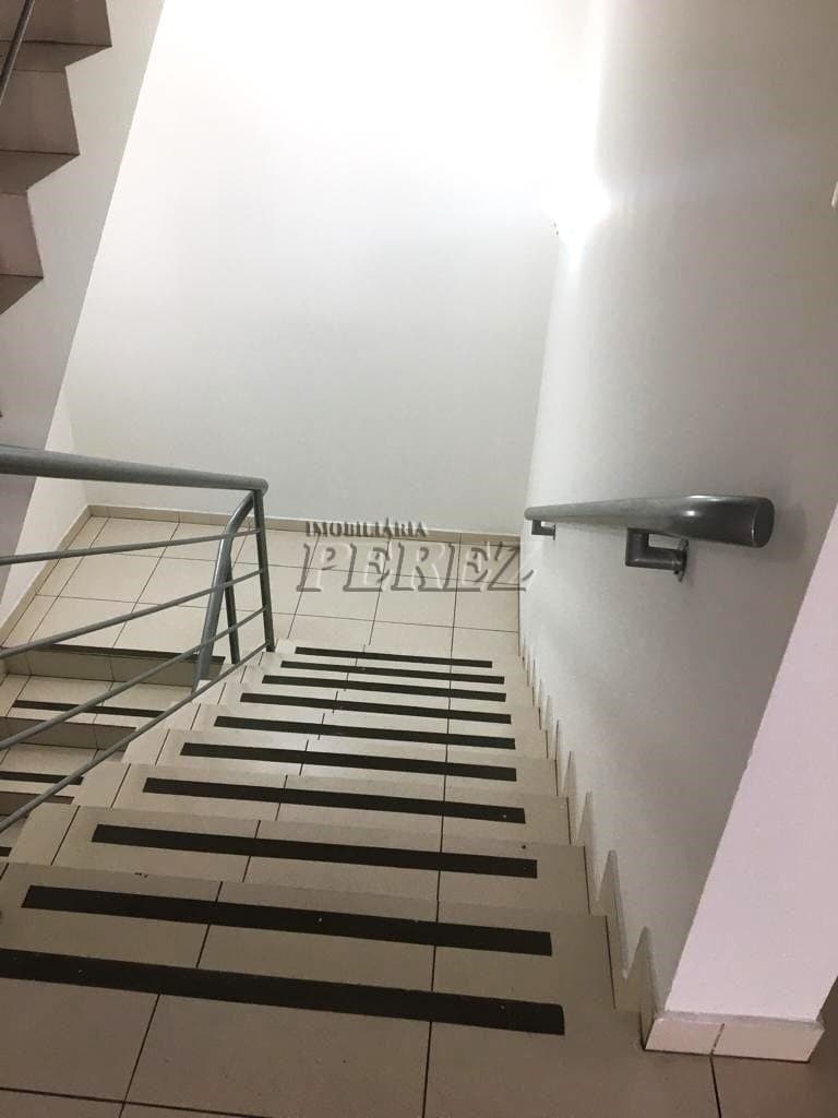 Imóvel comercial para alugar na Av. Maringá em Londrina. - Foto 16