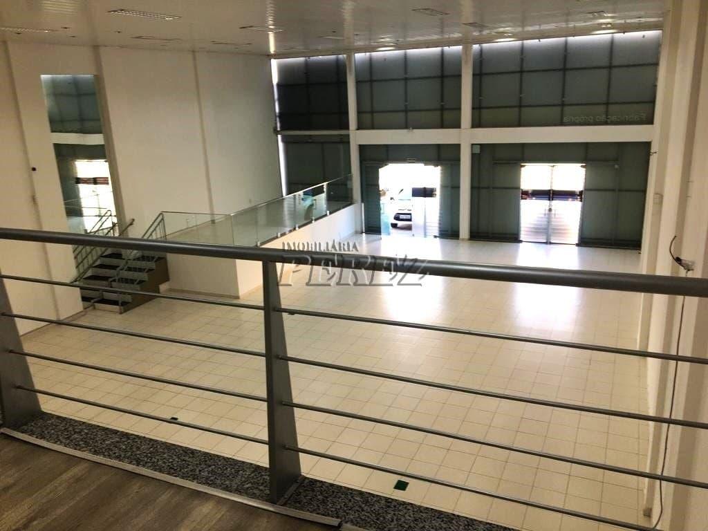 Imóvel comercial para alugar na Av. Maringá em Londrina. - Foto 6