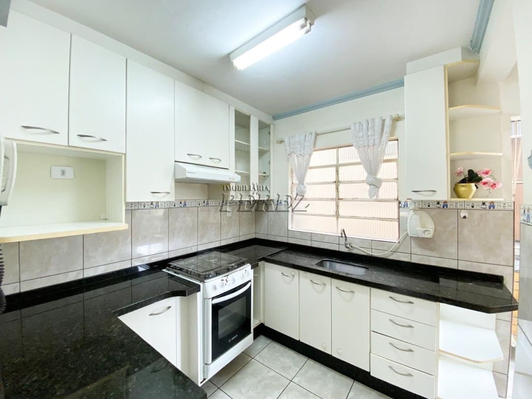 Apartamento à venda de 3 Dormitórios com Vaga de Garagem à Venda em Londrina - Foto 4