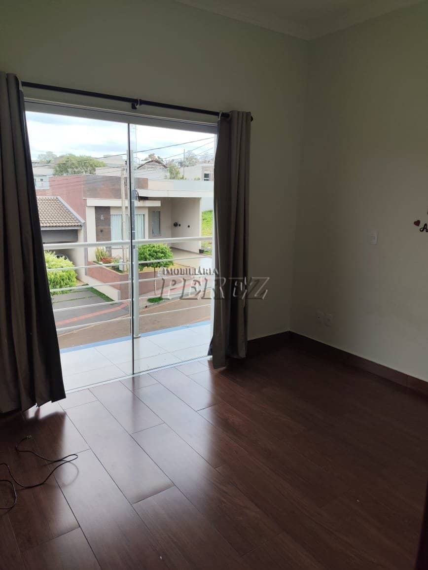 Sobrado à Venda e Locação com Ampla Área e Suíte  no Heimtal Park em Londrina - Foto 1