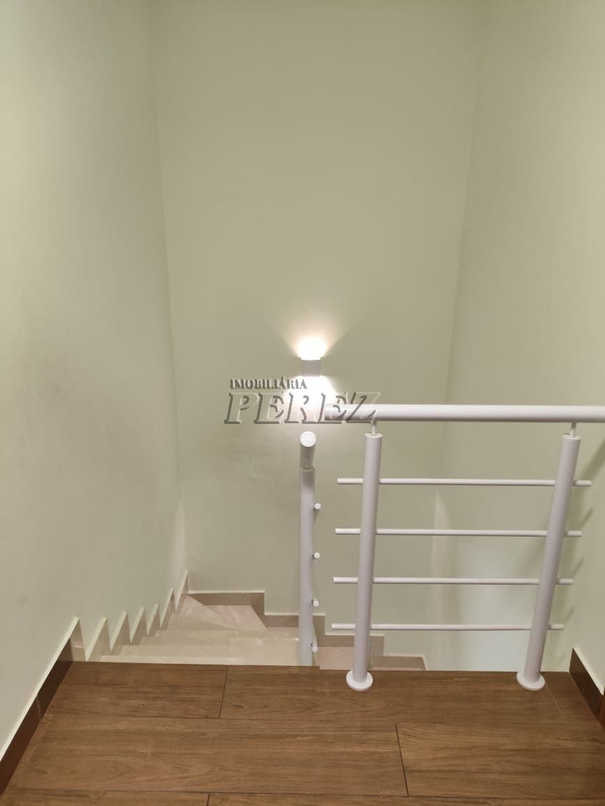 Sobrado à Venda com Ampla Área e Suíte no Heimtal Park em Londrina - Foto 8