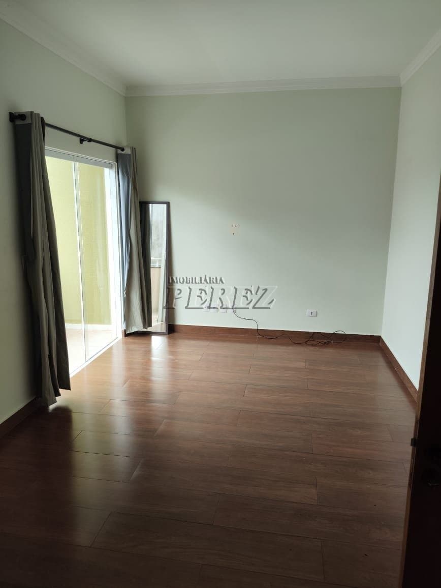 Sobrado à Venda com Ampla Área e Suíte no Heimtal Park em Londrina - Foto 3