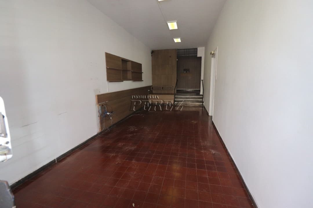 Imóvel comercial para alugar na Rua Montese no centro de Londrina - Foto 1