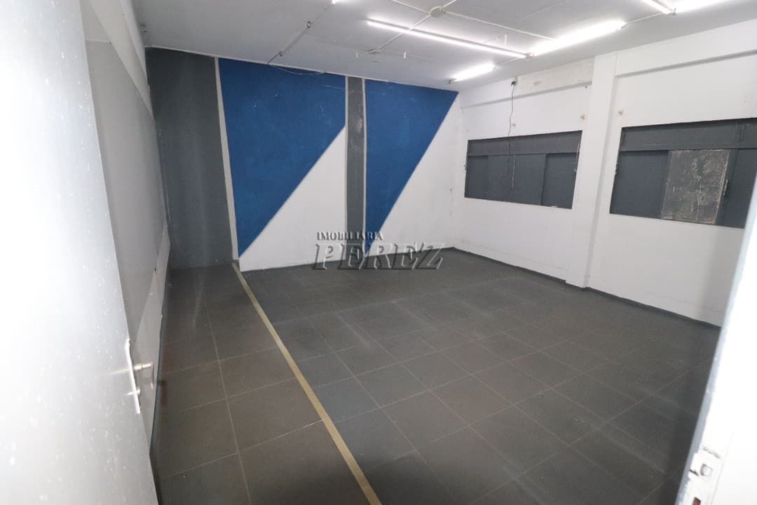Imóvel comercial para alugar na Rua Montese no centro de Londrina - Foto 2