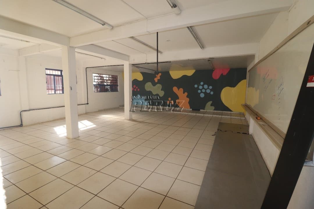 Imóvel comercial para alugar na Rua Montese no centro de Londrina - Foto 10