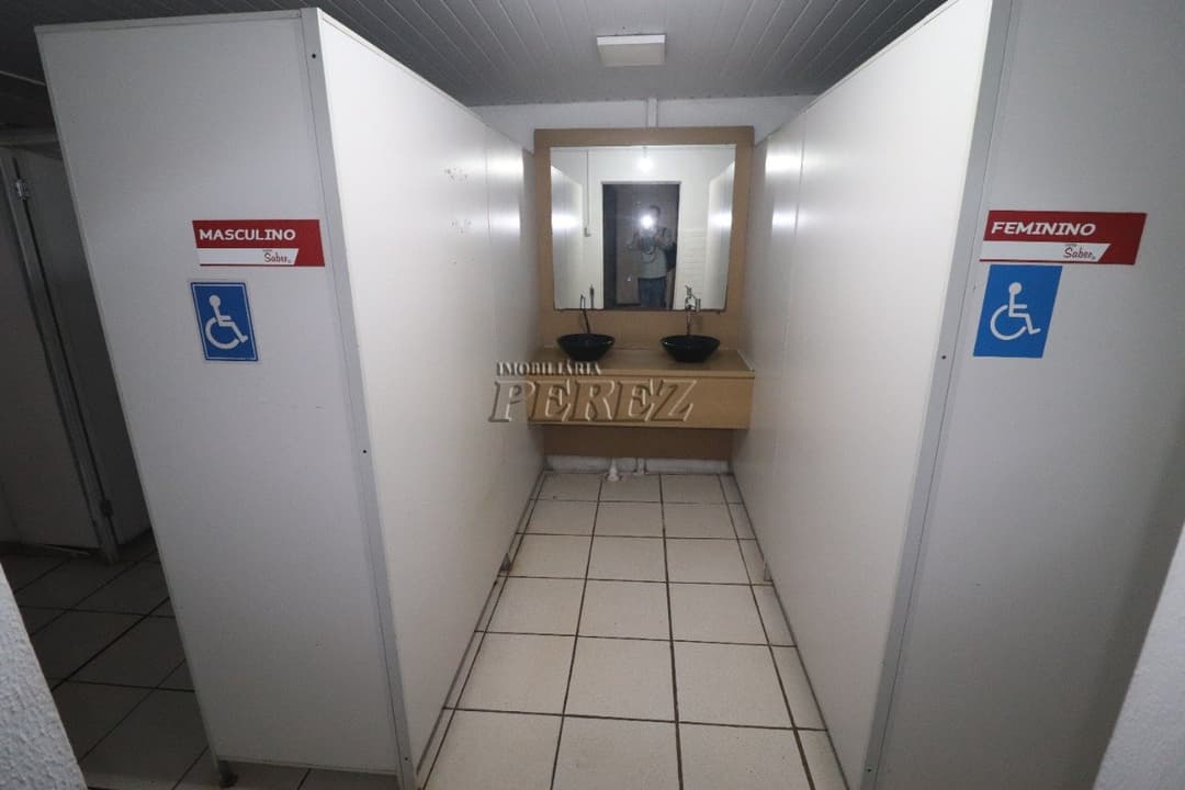 Imóvel comercial para alugar na Rua Montese no centro de Londrina - Foto 15