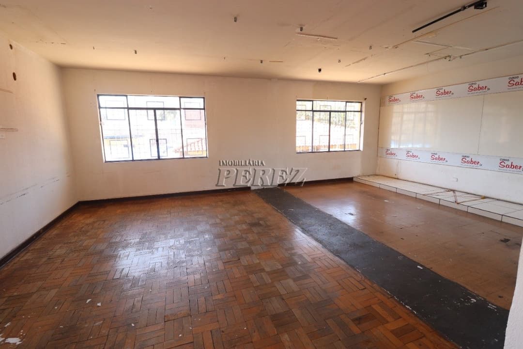 Imóvel comercial para alugar na Rua Montese no centro de Londrina - Foto 18