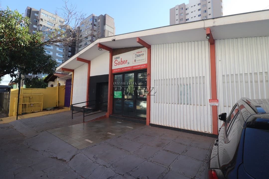 Imóvel comercial para alugar na Rua Montese no centro de Londrina - Foto 0