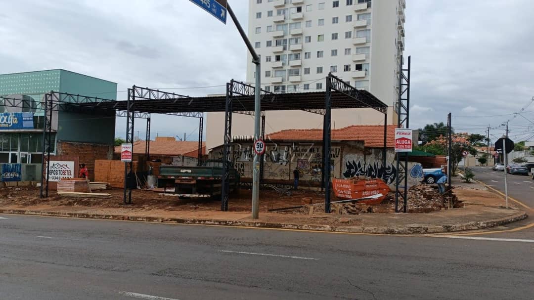 Salão comercial para alugar na Av JK - Centro de Londrina - Foto 1