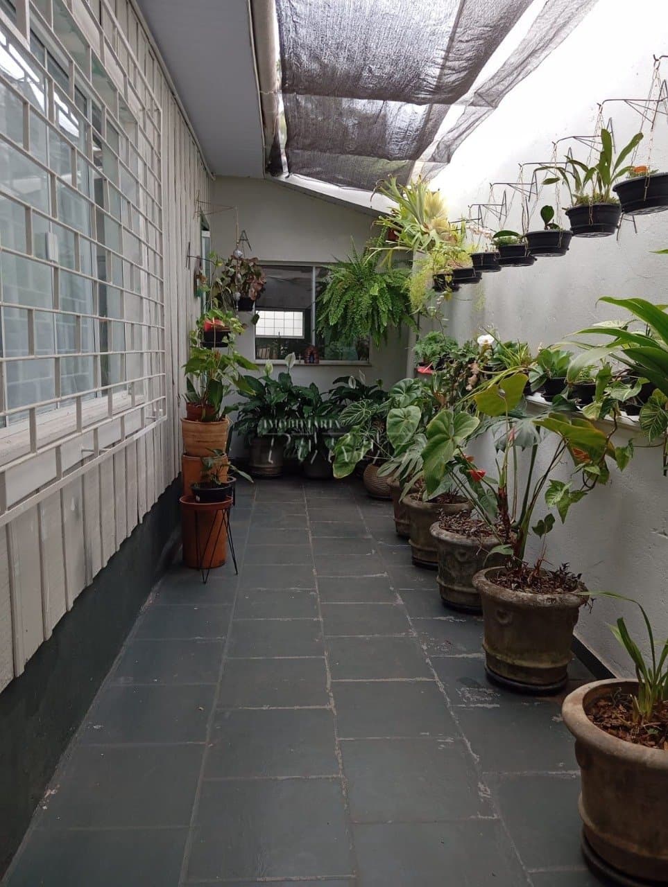 Casa à venda, ampla e versátil ? aceita chácara ou apartamento como parte de pagamento! - Foto 1