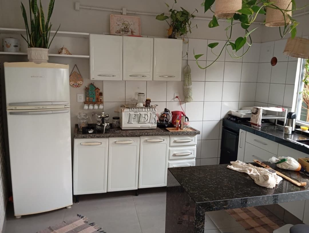 Casa à venda, ampla e versátil ? aceita chácara ou apartamento como parte de pagamento! - Foto 6