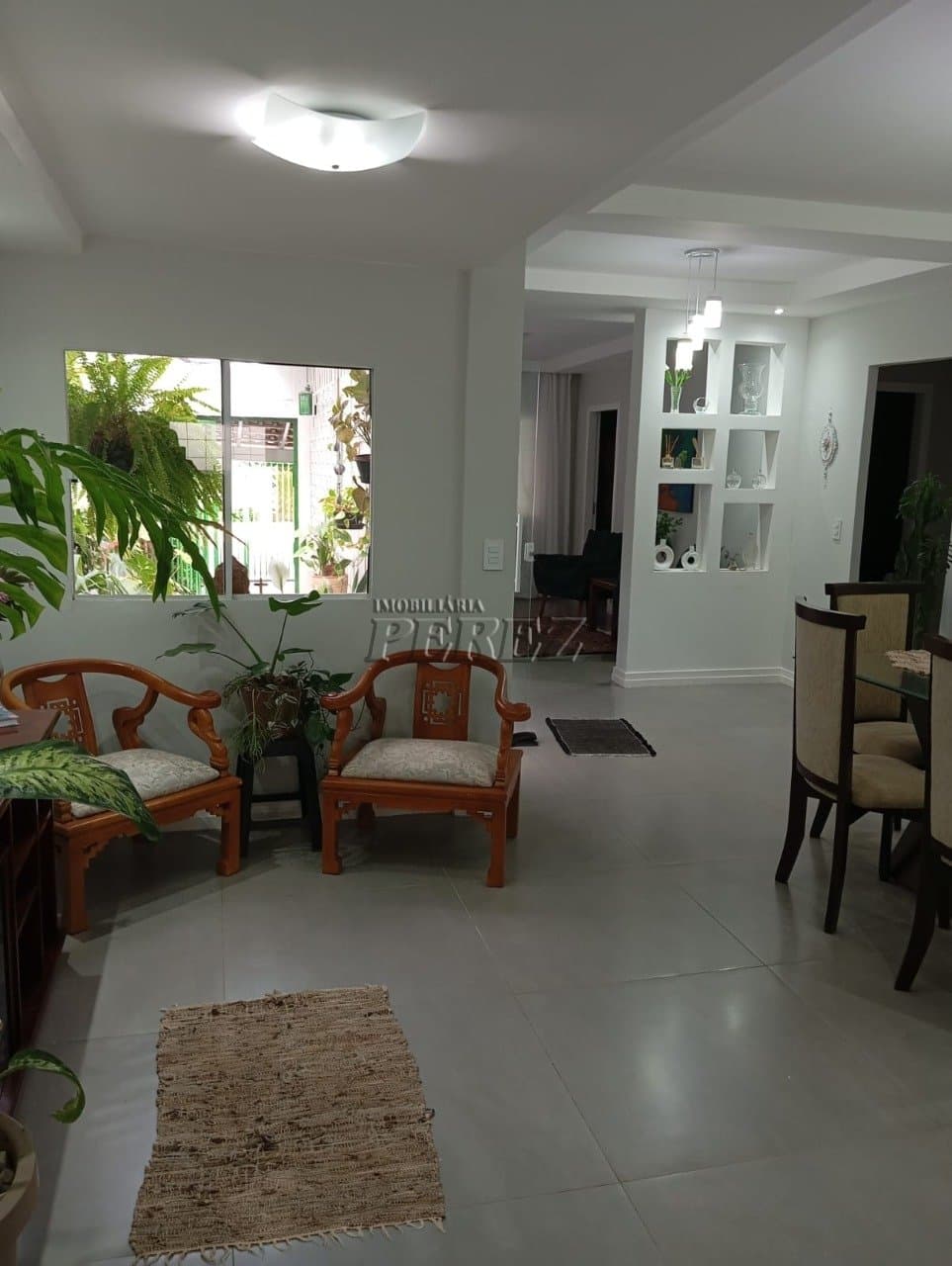 Casa à venda, ampla e versátil ? aceita chácara ou apartamento como parte de pagamento! - Foto 3