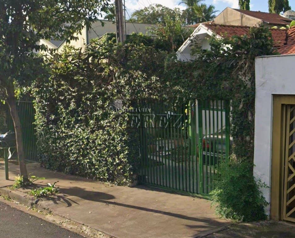 Casa à venda, ampla e versátil ? aceita chácara ou apartamento como parte de pagamento! - Foto 0