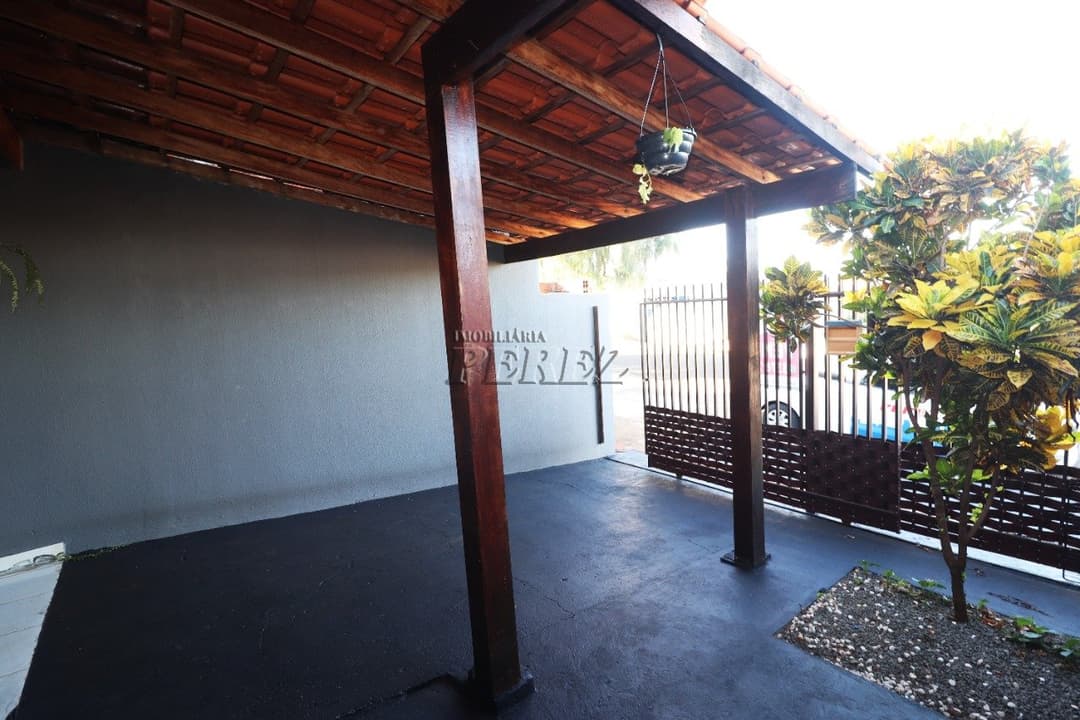 Casa à venda, aconchegante e bem localizada na Zona Oeste de Londrina - ideal para morar ou investir! - Foto 3