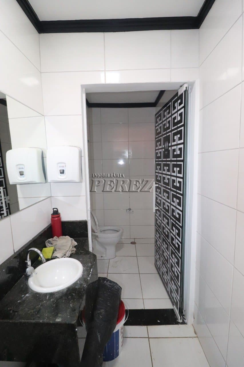 Barracão para alugar na rua Araguaia região central de Londrina - Foto 14