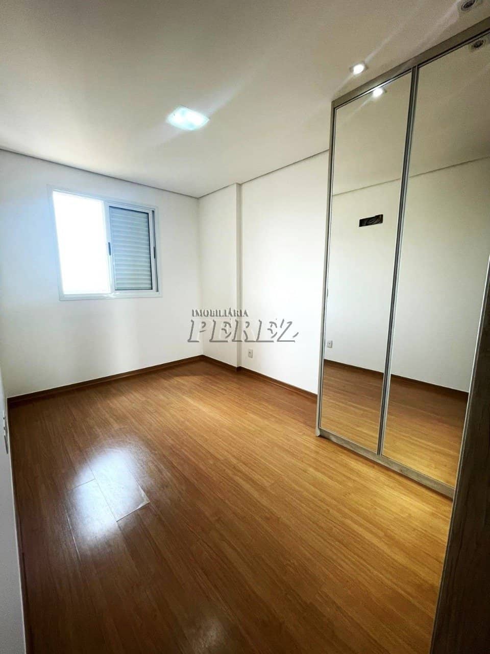Apartamento para alugar no Liberty Towers, região sul de Londrina - Foto 1