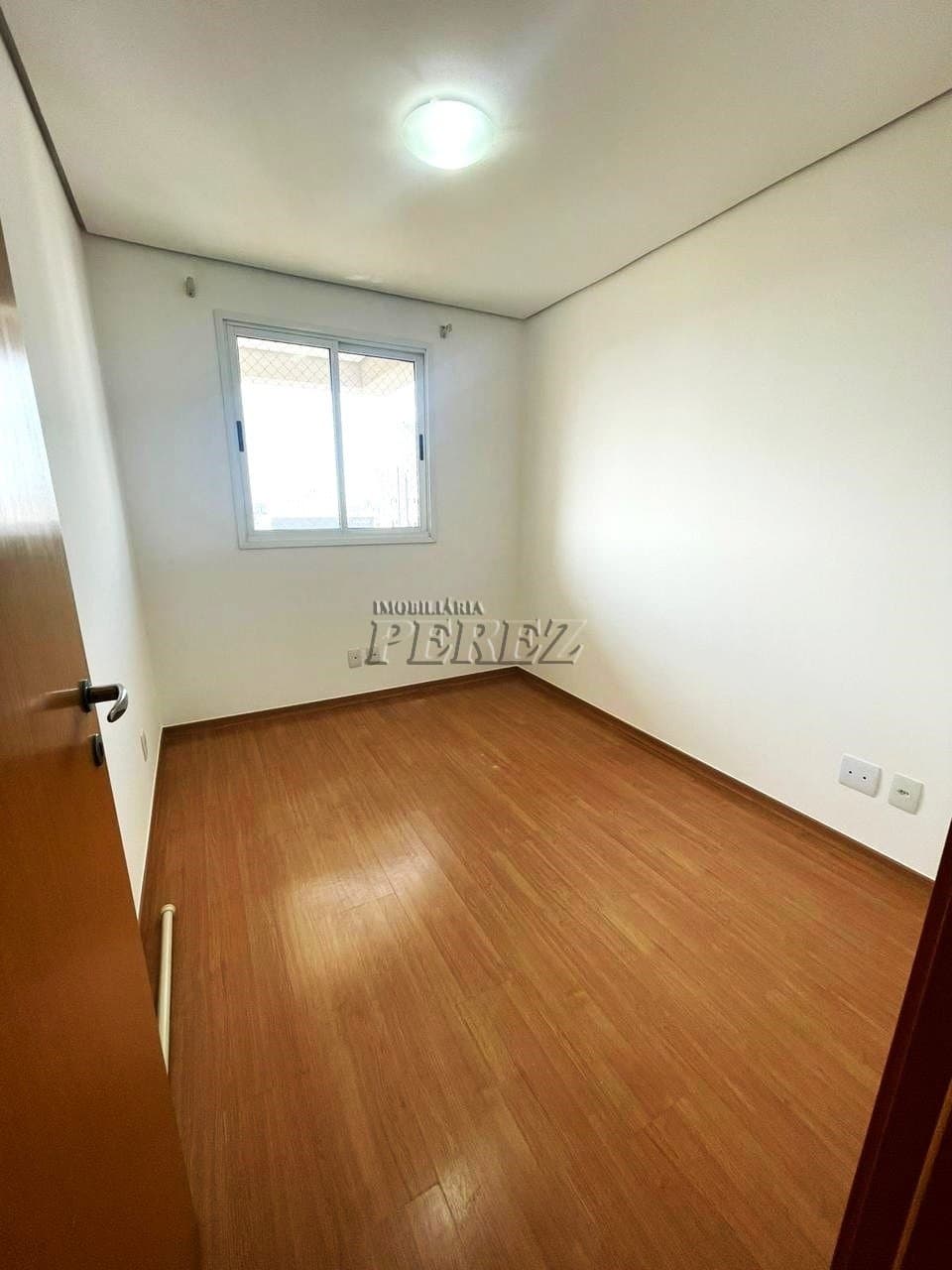 Apartamento para alugar no Liberty Towers, região sul de Londrina - Foto 13
