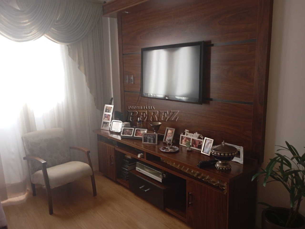 Apartamento à venda no Edifício Novo Inajá - Conforto e praticidade no Centro de Londrina! - Foto 2