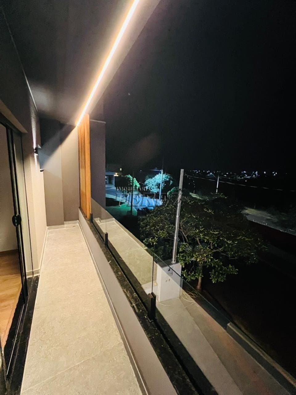 Casa à venda, moderna e sofisticada à venda no Condomínio Heimtal Park - 3 suítes e lazer integrado em Londrina! - Foto 3