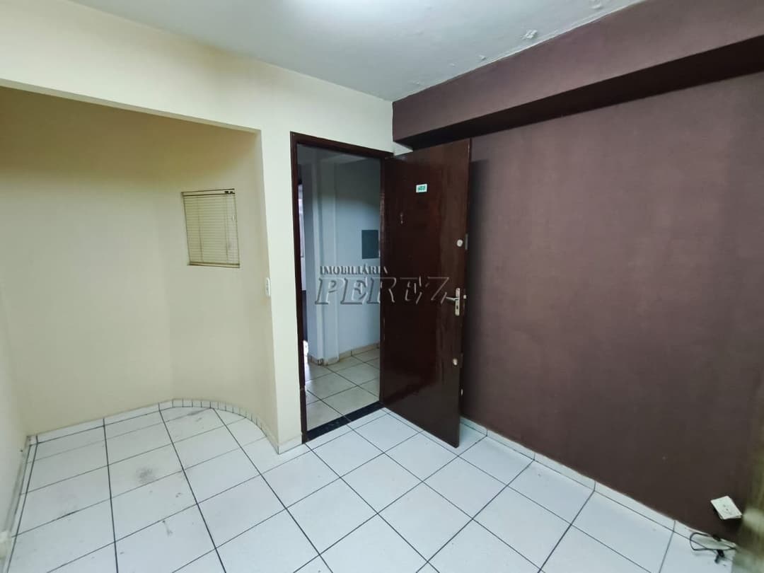 Sala Comercial Versátil no Centro de Londrina - Rua Mato Grosso, Próximo à Santa Casa - Foto 2