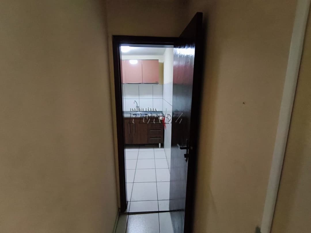 Sala Comercial Versátil no Centro de Londrina - Rua Mato Grosso, Próximo à Santa Casa - Foto 17