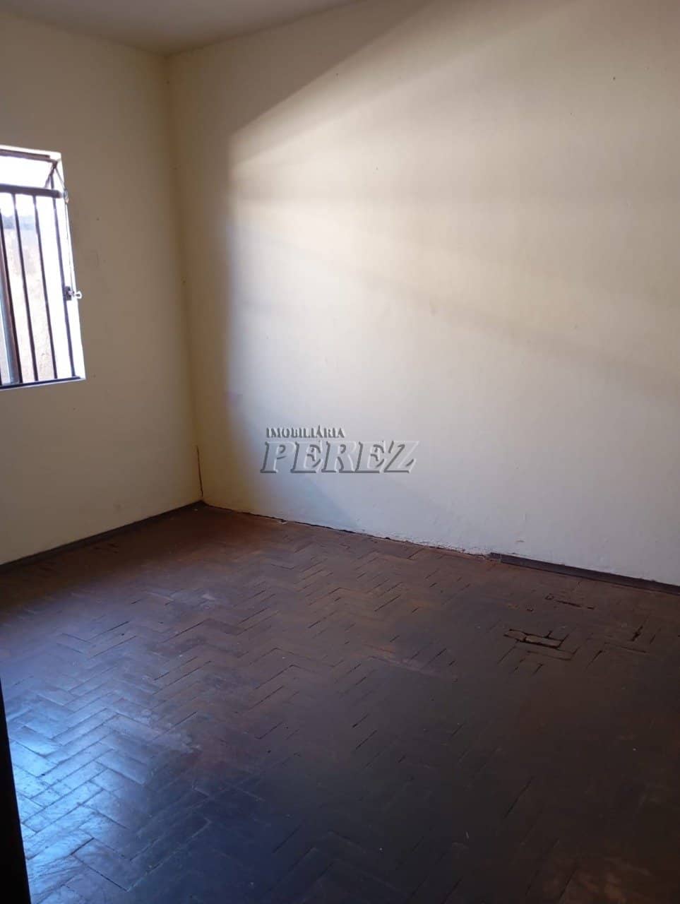 Casa de fundos para alugar na região leste de Londrina - Foto 4